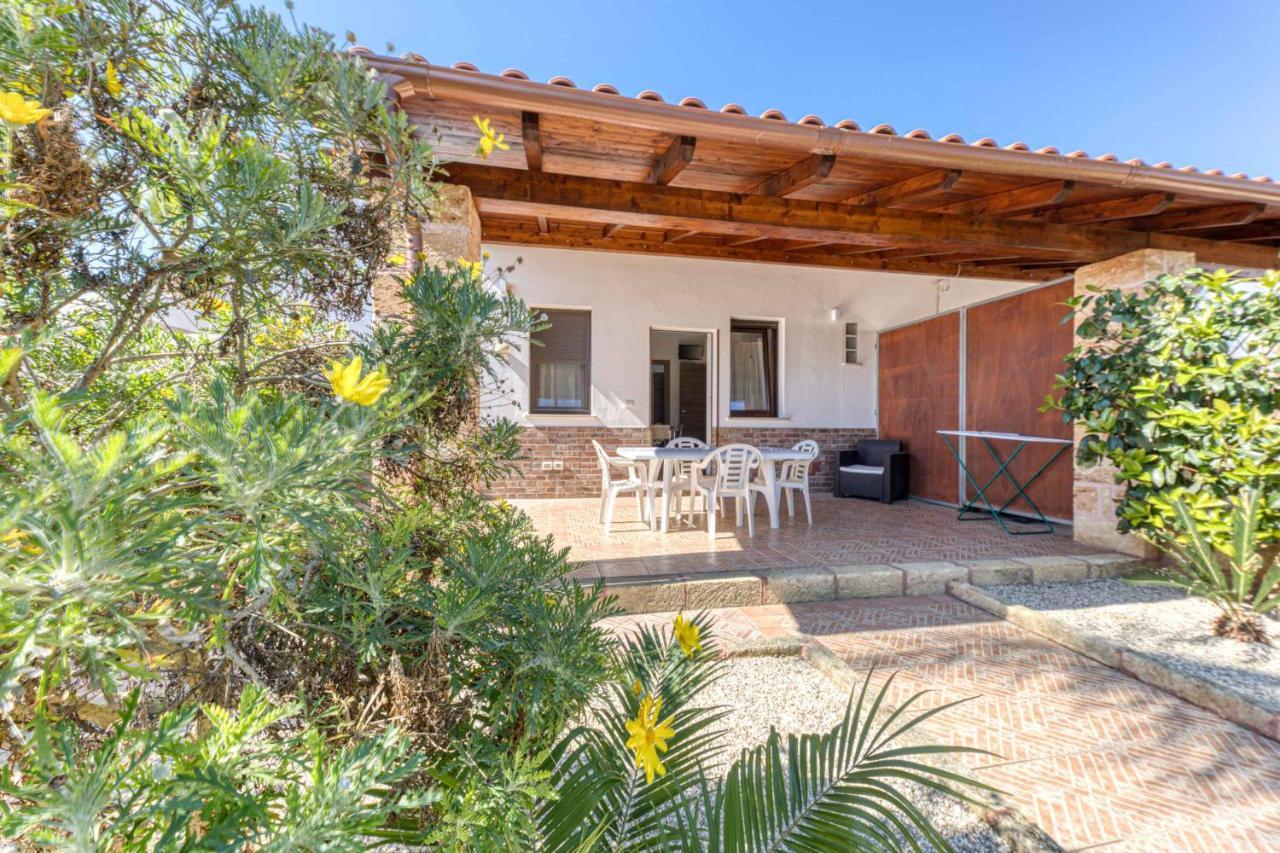 Villetta Climatizzata Mar Torre San Giovanni Ugento Bagian luar foto