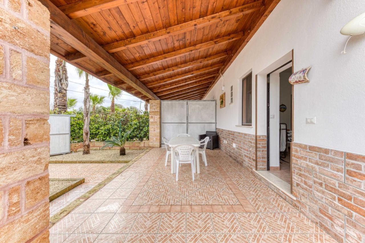 Villetta Climatizzata Mar Torre San Giovanni Ugento Bagian luar foto
